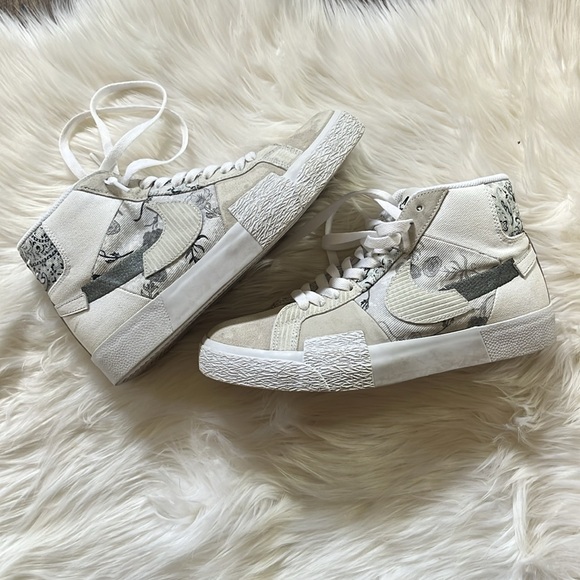 Nike SB Zoom Blazer Mid Premium Floral White Grey shoes - Picture 3 of 7